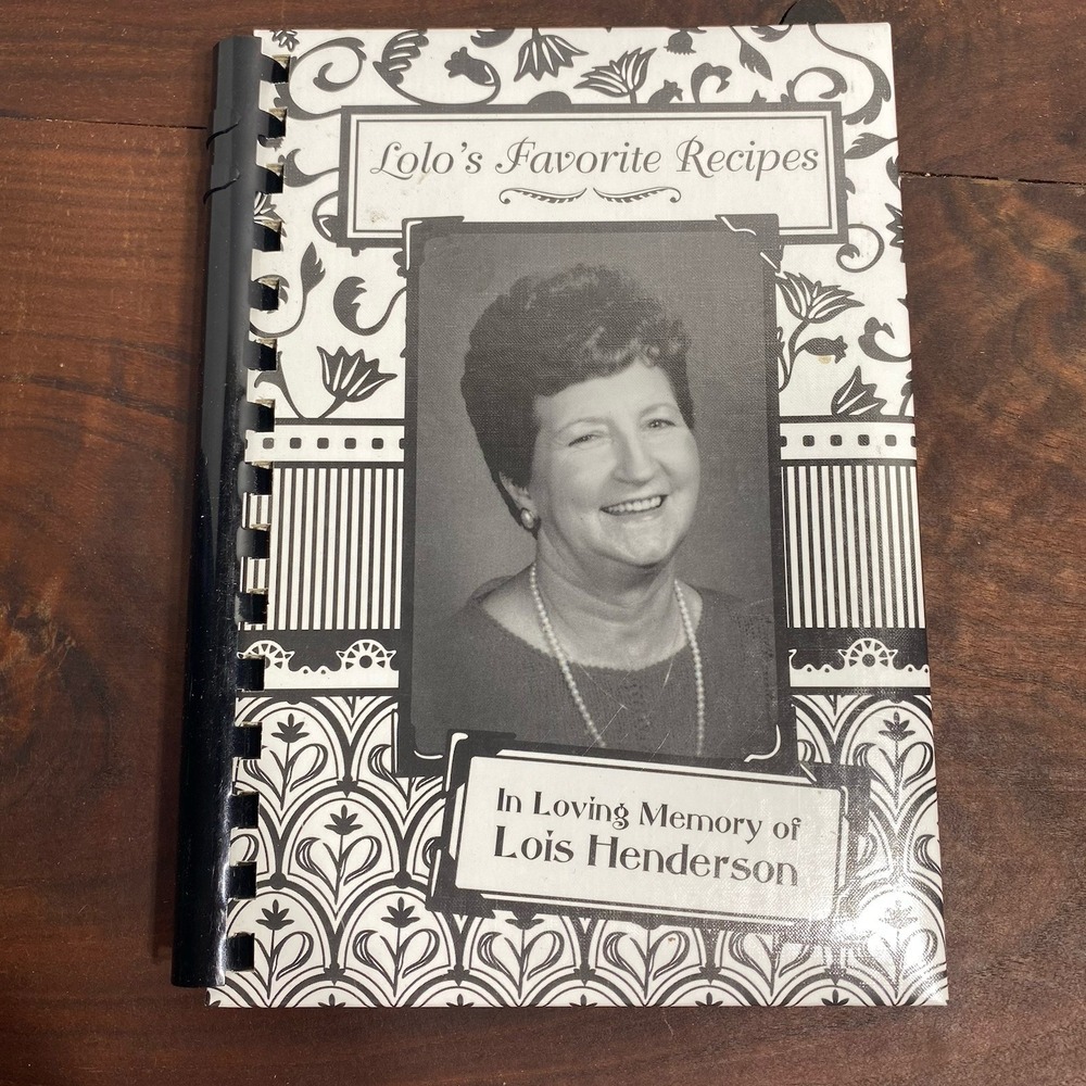 VTG Lolos Favorite Recipes Lois Henderson Regional Cookbook Plastic Comb Bound